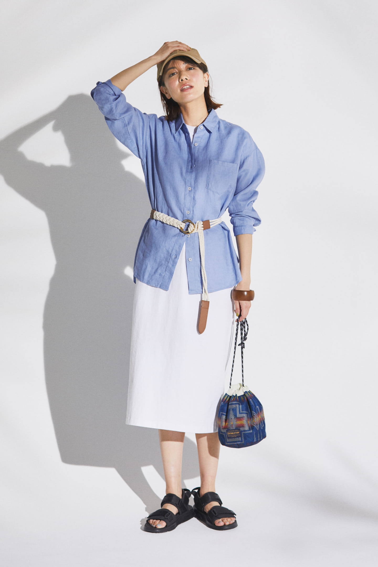 Blue / White