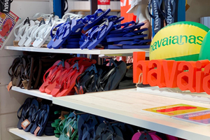 【吉祥寺店】HavaianasのPOP-UPを開催中☆